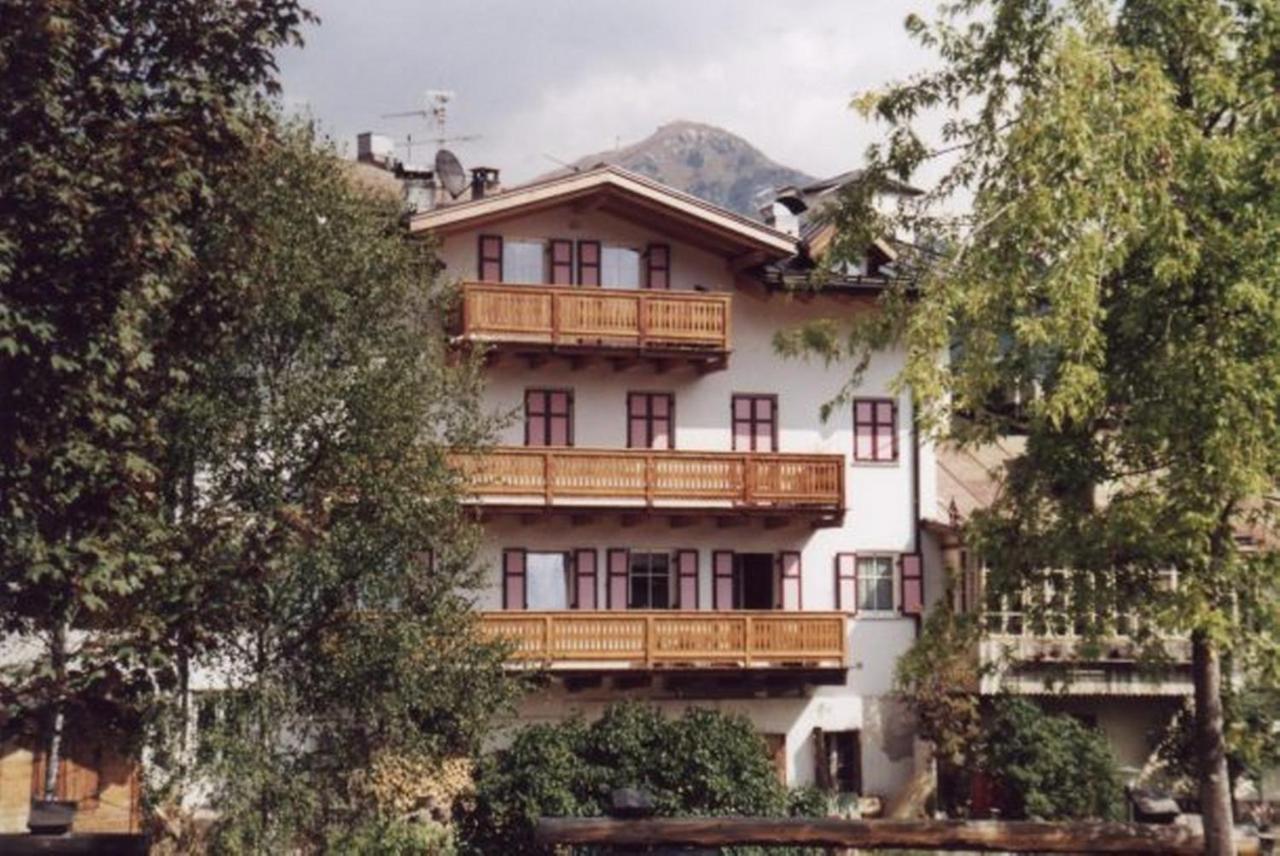 Casa Riz Apartman Campitello di Fassa Kültér fotó